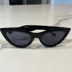 BOGO Cateye Sunglasses